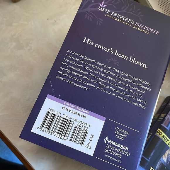 Love inspired inspirational romance & Lovr‎ inspired suspense - Picture 8 of 16